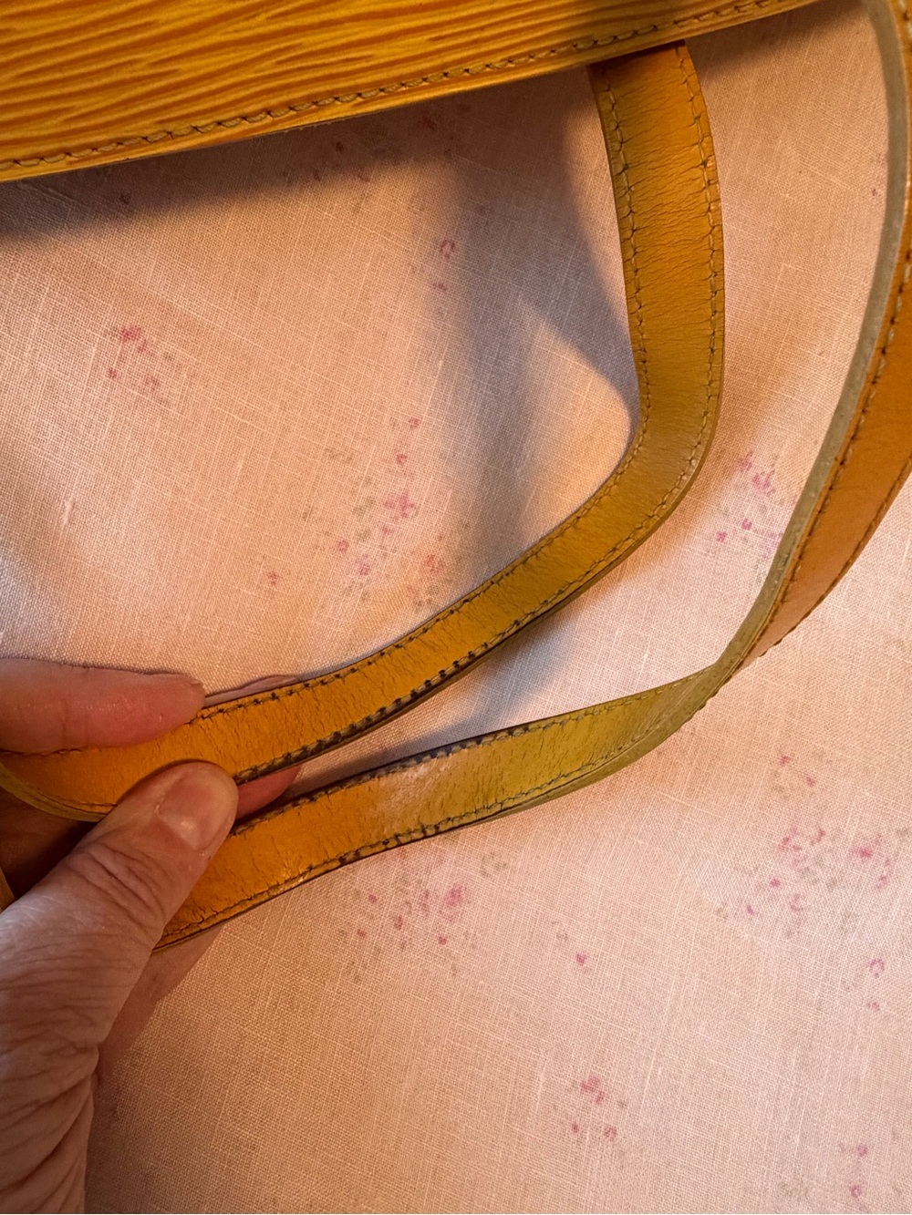 Louis Vuitton Tassil Yellow Epi Leather Soufflot Bag - Picture 13 of 15